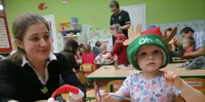 Read more about the article Świąteczne warsztaty w grupie Biedronek.